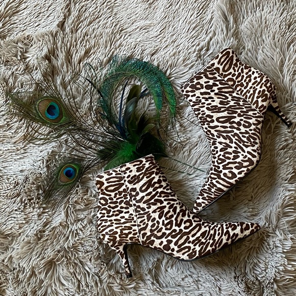 Charles David Shoes - 🍁CHARLES BY CHARLES & DAVID LEOPARD BOOTIES SZ 8